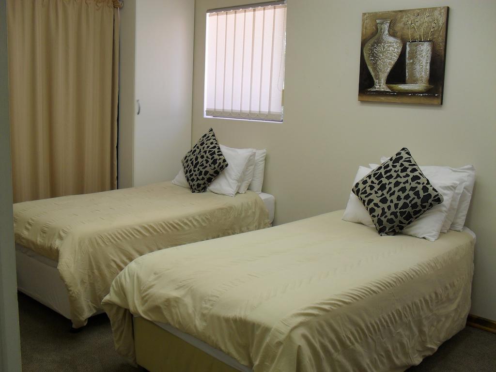 8 Royal Palm B&B Umhlanga Rocks Rum bild