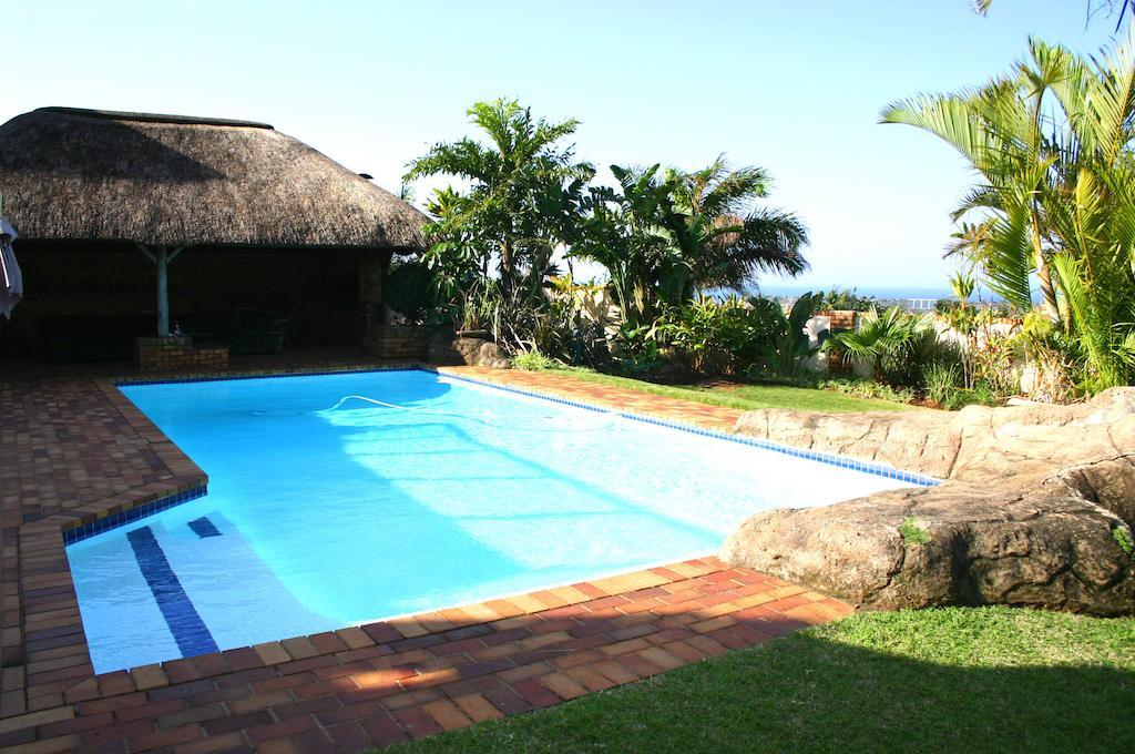 8 Royal Palm B&B Umhlanga Rocks Exteriör bild