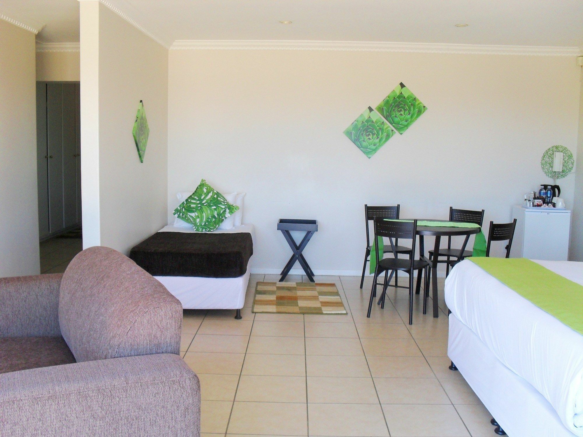 8 Royal Palm B&B Umhlanga Rocks Exteriör bild
